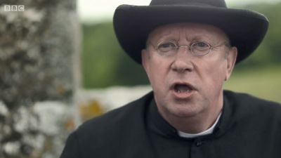 FATHER_BROWN_-_S01E01_mp4_20251003_002225_986.jpg