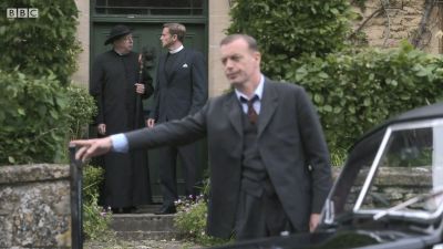 FATHER_BROWN_-_S01E01_mp4_20251003_002309_828.jpg