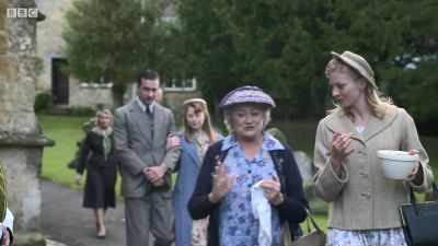FATHER_BROWN_-_S01E01_mp4_20251003_002426_715.jpg