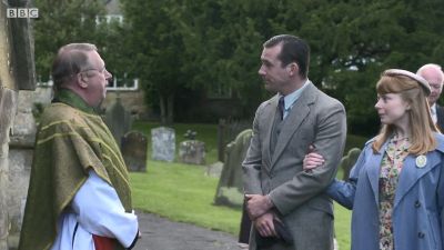 FATHER_BROWN_-_S01E01_mp4_20251003_002430_957.jpg