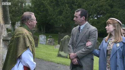 FATHER_BROWN_-_S01E01_mp4_20251003_002431_753.jpg