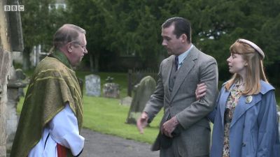 FATHER_BROWN_-_S01E01_mp4_20251003_002432_554.jpg