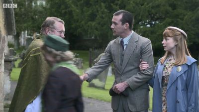 FATHER_BROWN_-_S01E01_mp4_20251003_002433_914.jpg