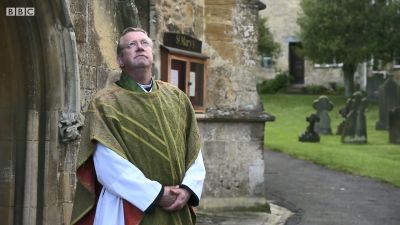 FATHER_BROWN_-_S01E01_mp4_20251003_002455_912.jpg