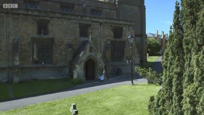 FATHER_BROWN_-_S01E01_mp4_20251003_002509_528.jpg
