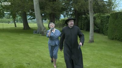 FATHER_BROWN_-_S01E02_mp4_20251003_102045_980.jpg