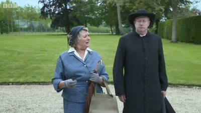 FATHER_BROWN_-_S01E02_mp4_20251003_102122_578.jpg