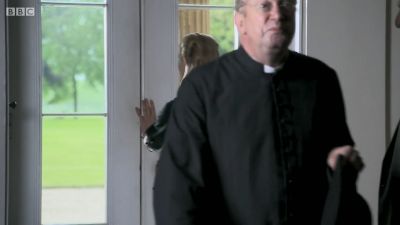 FATHER_BROWN_-_S01E02_mp4_20251003_102215_534.jpg