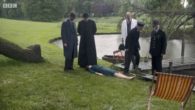 FATHER_BROWN_-_S01E02_mp4_20251003_102521_840.jpg