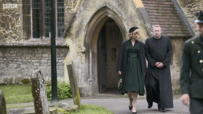 FATHER_BROWN_-_S01E02_mp4_20251003_102526_537.jpg