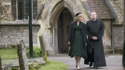FATHER_BROWN_-_S01E02_mp4_20251003_102526_830.jpg