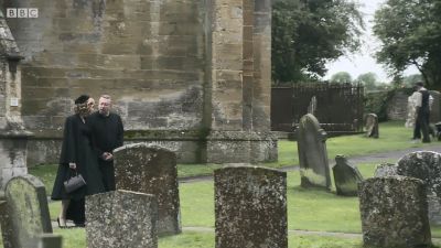 FATHER_BROWN_-_S01E02_mp4_20251003_102528_801.jpg
