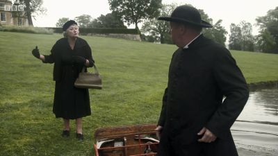 FATHER_BROWN_-_S01E02_mp4_20251003_102929_585.jpg