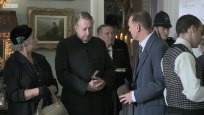 FATHER_BROWN_-_S01E02_mp4_20251003_103029_579.jpg