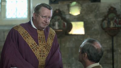 FATHER_BROWN_-_S01E02_mp4_20251003_103640_360.jpg