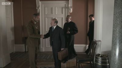 FATHER_BROWN_-_S01E02_mp4_20251003_103929_082.jpg