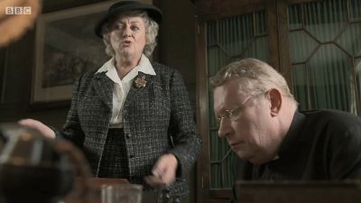 FATHER_BROWN_-_S01E02_mp4_20251003_104124_750.jpg