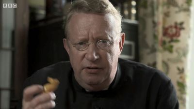 FATHER_BROWN_-_S01E02_mp4_20251003_104149_227.jpg