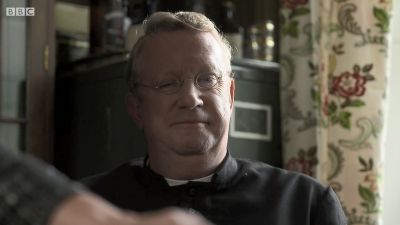 FATHER_BROWN_-_S01E02_mp4_20251003_104203_984.jpg