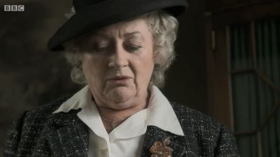 FATHER_BROWN_-_S01E02_mp4_20251003_104212_586.jpg