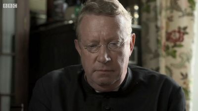 FATHER_BROWN_-_S01E02_mp4_20251003_104216_504.jpg