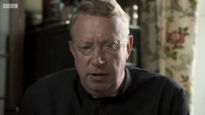 FATHER_BROWN_-_S01E02_mp4_20251003_104228_743.jpg