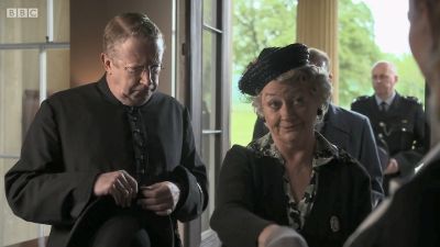 FATHER_BROWN_-_S01E02_mp4_20251003_104746_437.jpg