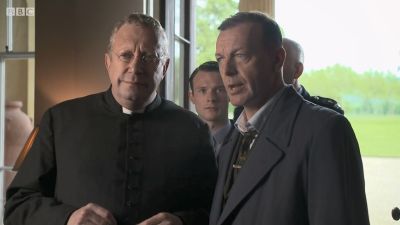 FATHER_BROWN_-_S01E02_mp4_20251003_104803_976.jpg