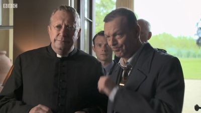 FATHER_BROWN_-_S01E02_mp4_20251003_104804_183.jpg