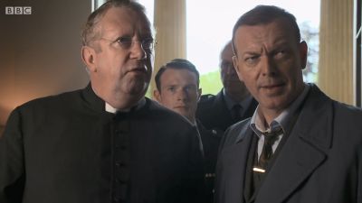 FATHER_BROWN_-_S01E02_mp4_20251003_104818_506.jpg