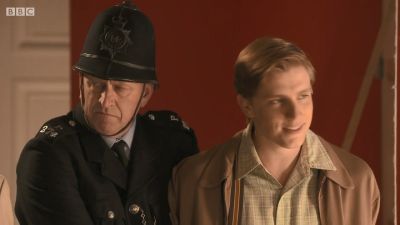 FATHER_BROWN_-_S01E02_mp4_20251003_105254_775.jpg