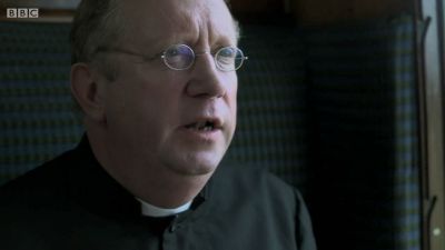 FATHER_BROWN_-_S01E02_mp4_20251003_110317_920.jpg