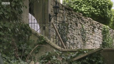 FATHER_BROWN_-_S01E03_mp4_20251003_123200_895.jpg