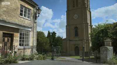 FATHER_BROWN_-_S01E03_mp4_20251003_123259_414.jpg