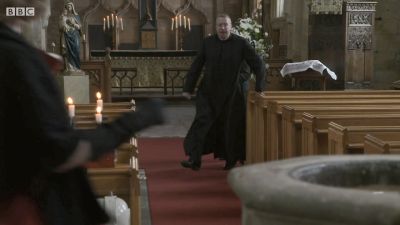 FATHER_BROWN_-_S01E03_mp4_20251003_123329_493.jpg