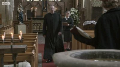 FATHER_BROWN_-_S01E03_mp4_20251003_123330_972.jpg