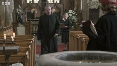 FATHER_BROWN_-_S01E03_mp4_20251003_123331_975.jpg