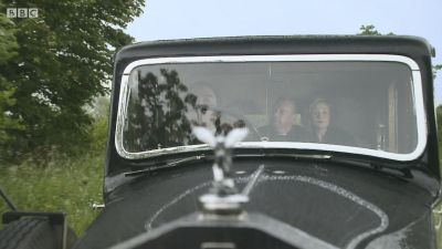 FATHER_BROWN_-_S01E03_mp4_20251003_123428_294.jpg