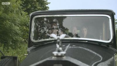 FATHER_BROWN_-_S01E03_mp4_20251003_123429_334.jpg