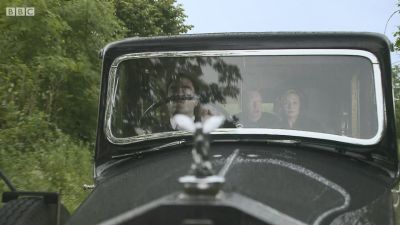 FATHER_BROWN_-_S01E03_mp4_20251003_123430_094.jpg
