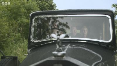 FATHER_BROWN_-_S01E03_mp4_20251003_123430_374.jpg