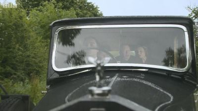 FATHER_BROWN_-_S01E03_mp4_20251003_123431_132.jpg