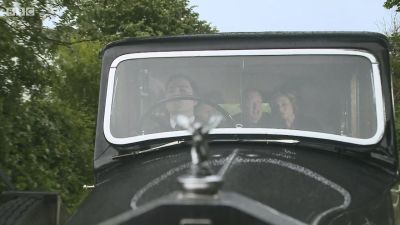 FATHER_BROWN_-_S01E03_mp4_20251003_123432_133.jpg