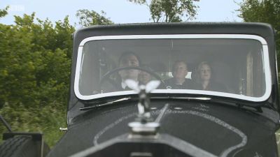 FATHER_BROWN_-_S01E03_mp4_20251003_123452_291.jpg