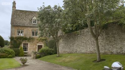 FATHER_BROWN_-_S01E03_mp4_20251003_123456_654.jpg