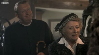 FATHER_BROWN_-_S01E03_mp4_20251003_123603_495.jpg