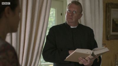 FATHER_BROWN_-_S01E03_mp4_20251003_124243_614.jpg