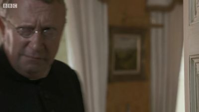 FATHER_BROWN_-_S01E03_mp4_20251003_124357_573.jpg