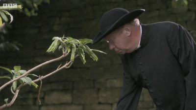 FATHER_BROWN_-_S01E03_mp4_20251003_124558_768.jpg