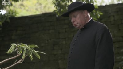 FATHER_BROWN_-_S01E03_mp4_20251003_124601_249.jpg
